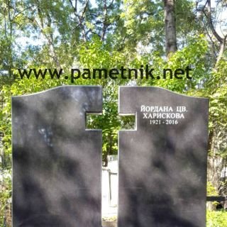 Надгробен паметник от гранит МОДЕЛ 702