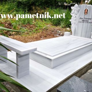 Надгробен паметник от мрамор Модел 646